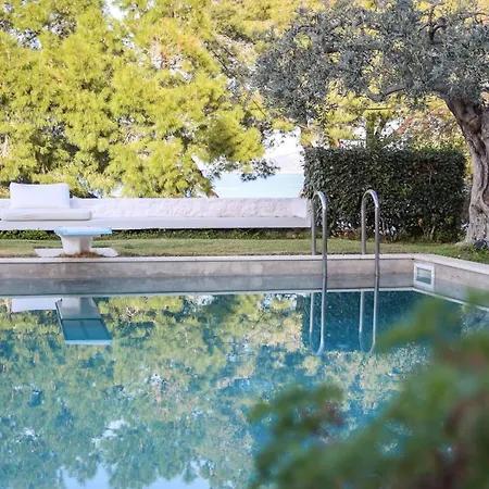 The Architect's Crib Villa *